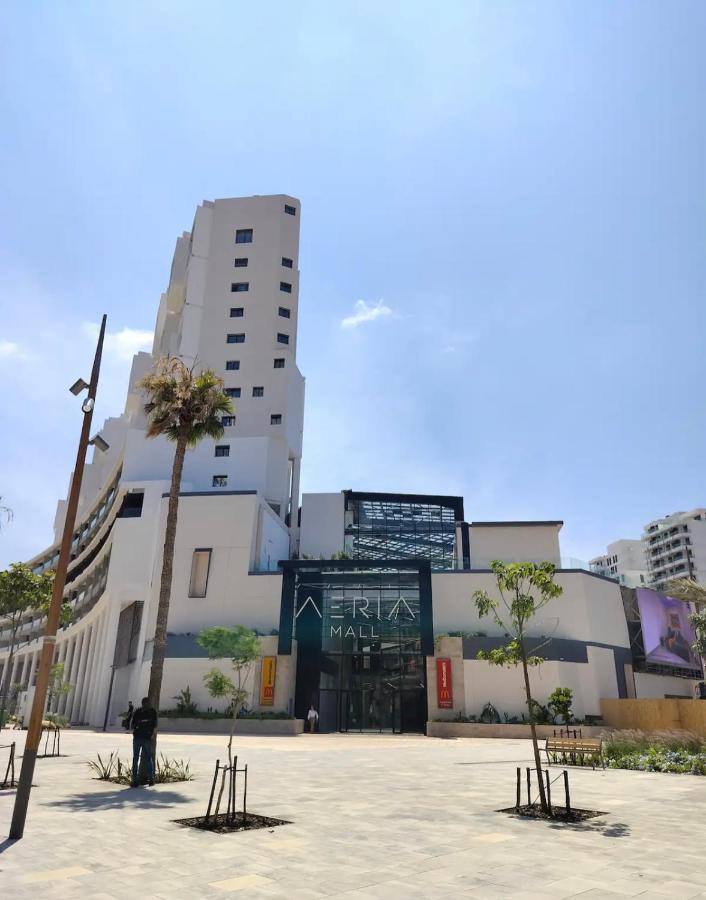Apartment Luxury Appt Casa Finance Cfc-aeria Mall *